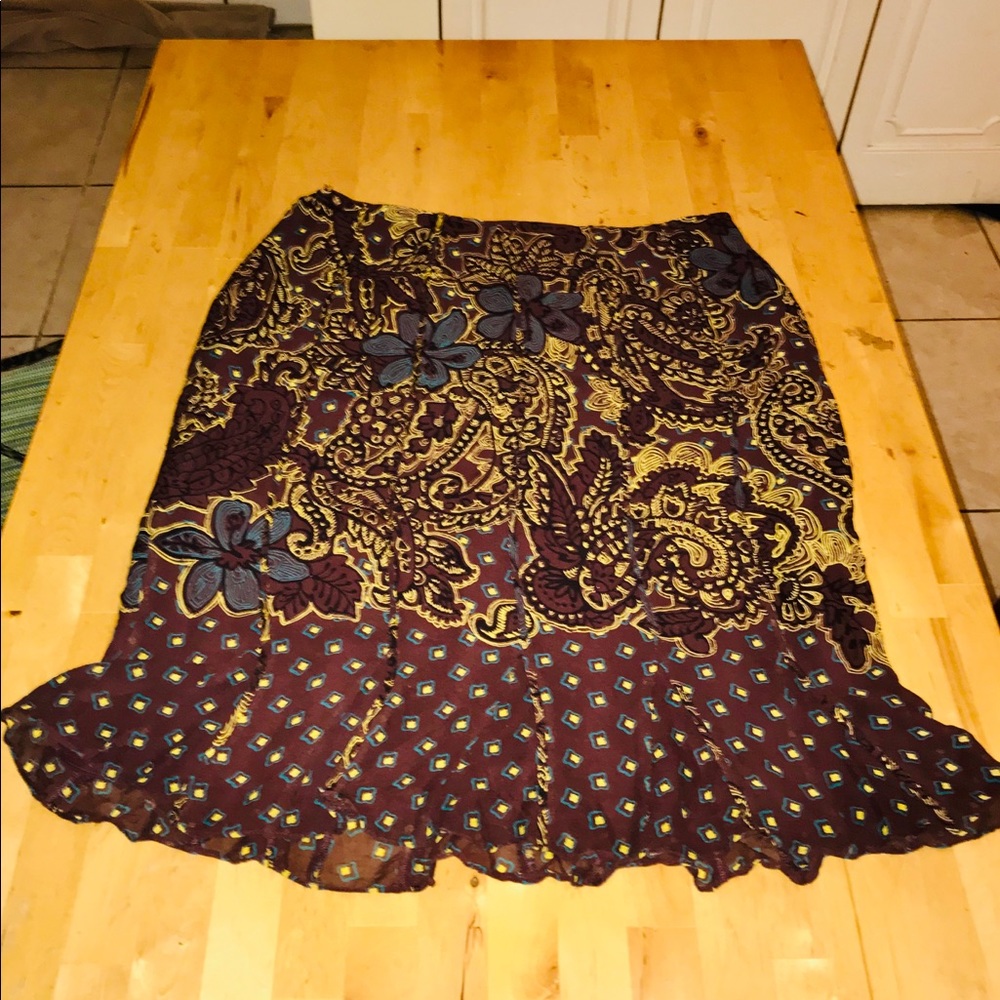 2/20 Beautiful silk Jones NY Shirt Size 14